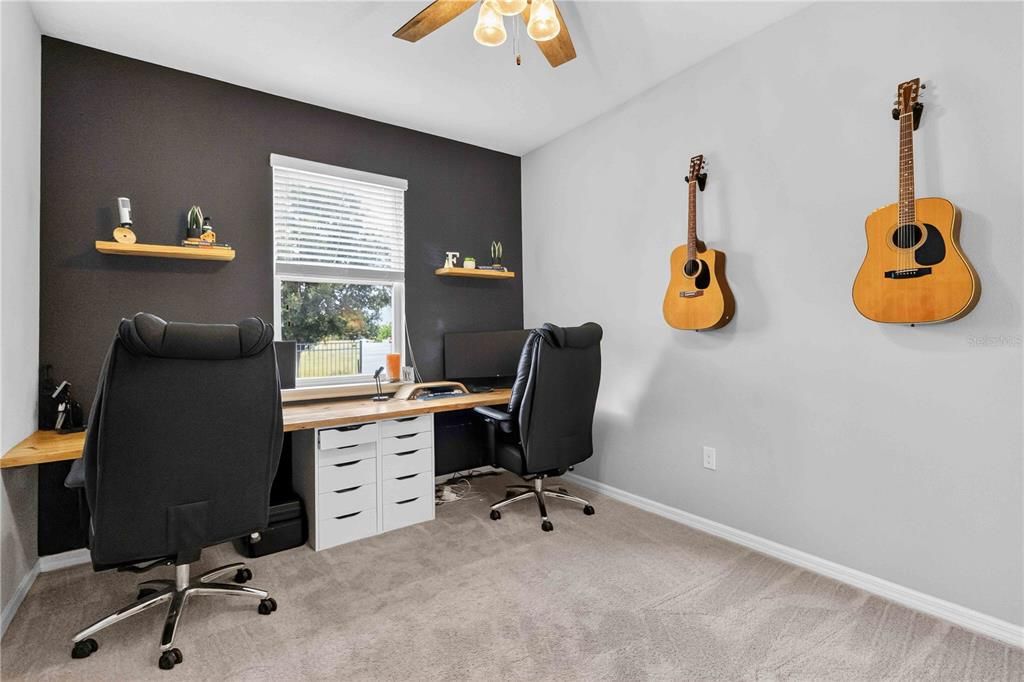 For Sale: $459,000 (3 beds, 3 baths, 2349 Square Feet)
