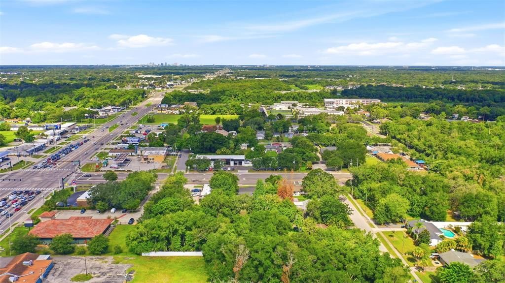 На продажу: $275,000 (0.69 acres)