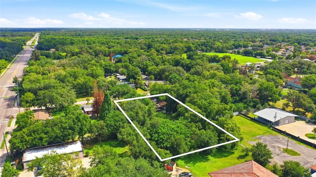 На продажу: $275,000 (0.69 acres)