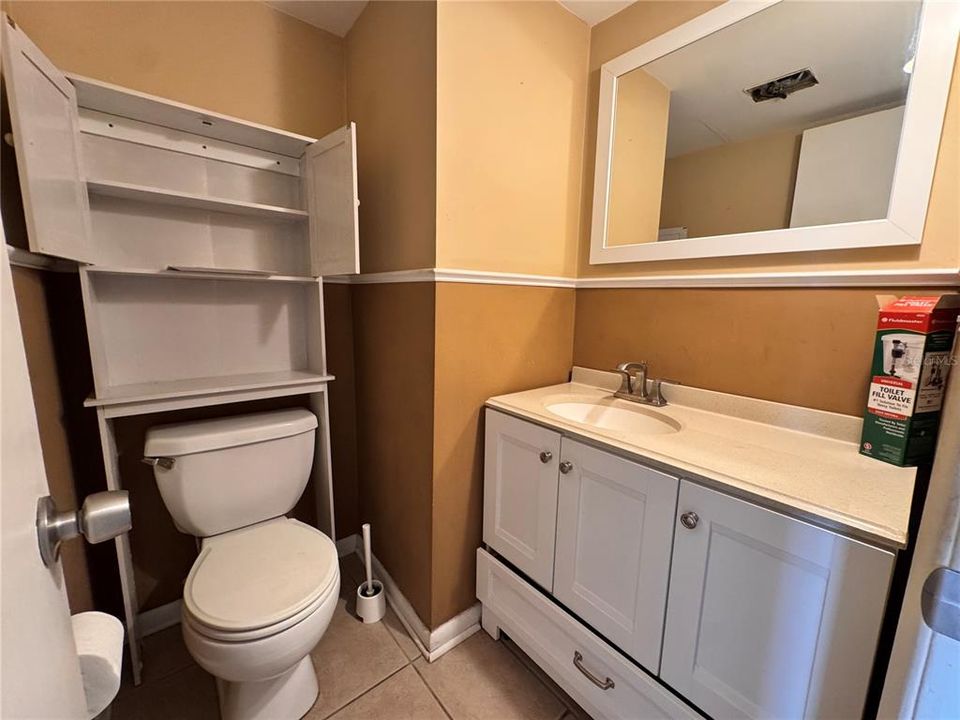 For Sale: $130,000 (2 beds, 1 baths, 1062 Square Feet)