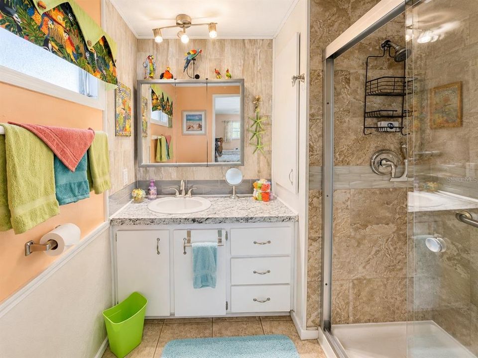 For Sale: $245,000 (2 beds, 2 baths, 1068 Square Feet)