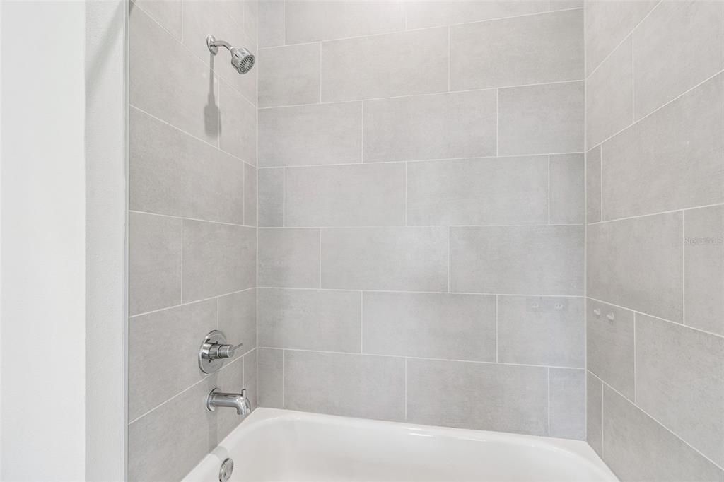 For Rent: $4,250 (3 beds, 3 baths, 2079 Square Feet)