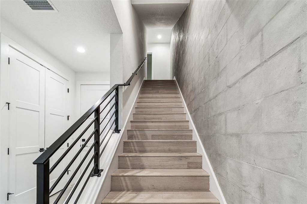 For Rent: $4,250 (3 beds, 3 baths, 2079 Square Feet)