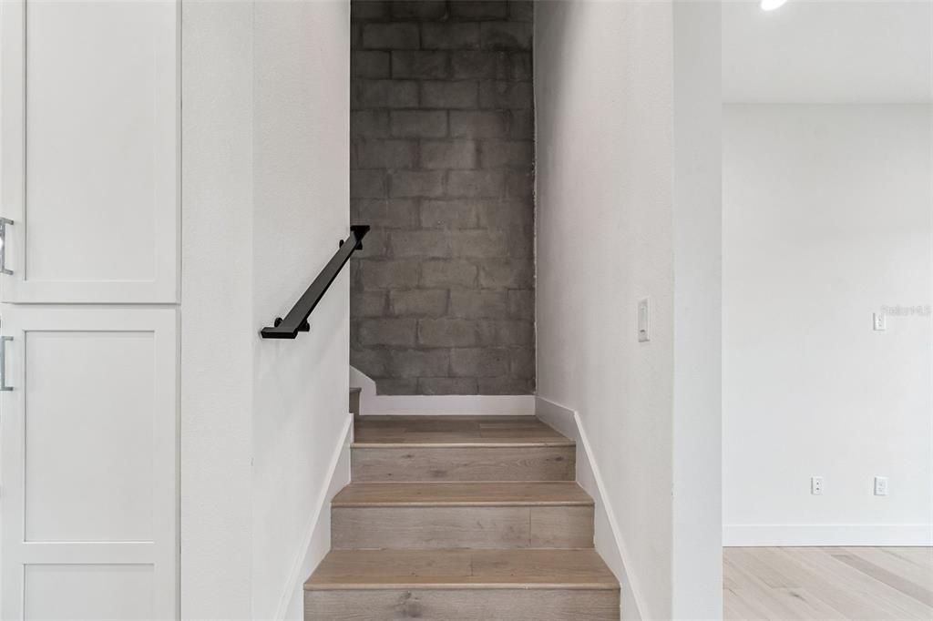 For Rent: $4,250 (3 beds, 3 baths, 2079 Square Feet)