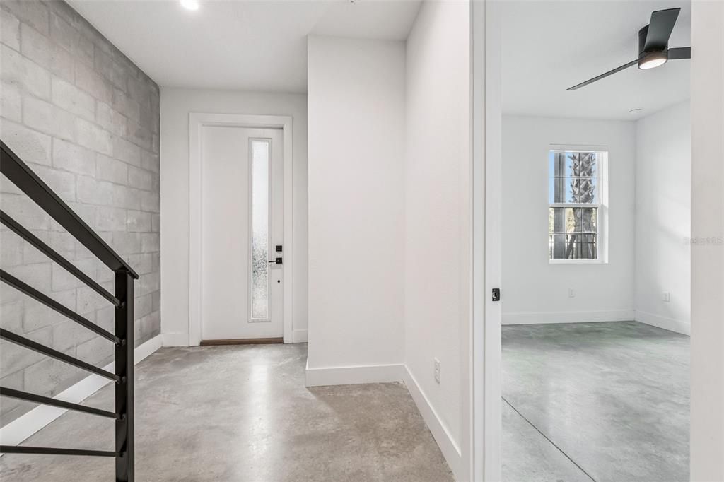 For Rent: $4,250 (3 beds, 3 baths, 2079 Square Feet)
