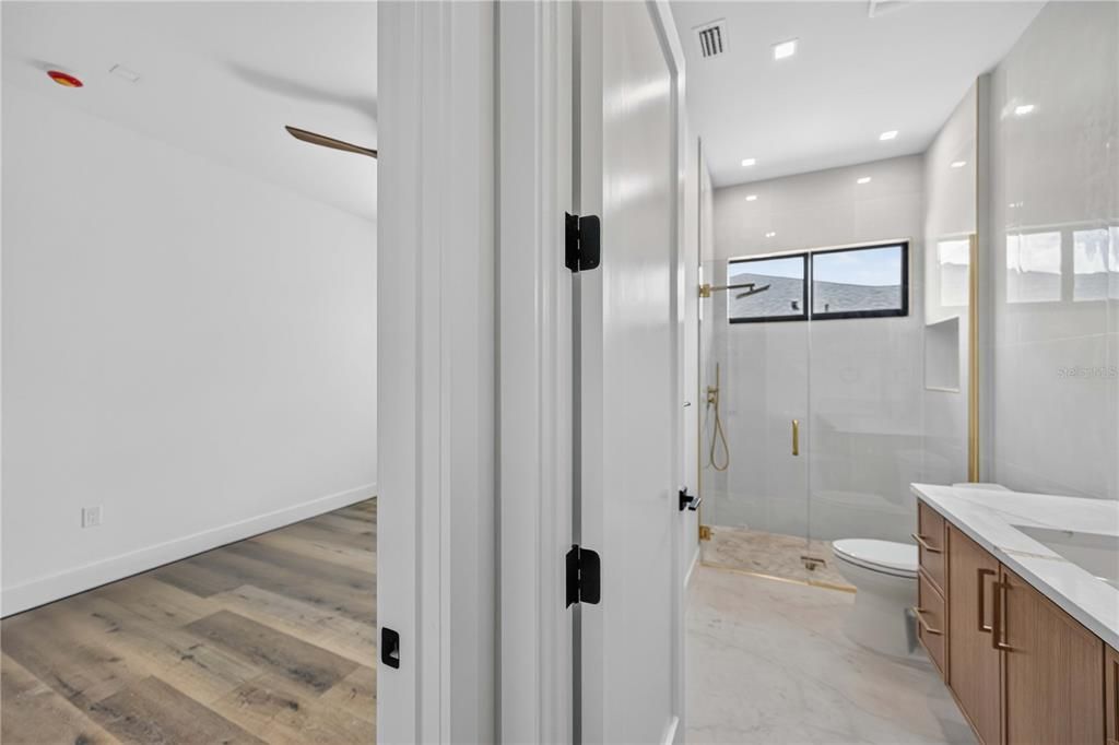 For Sale: $689,900 (4 beds, 3 baths, 2648 Square Feet)