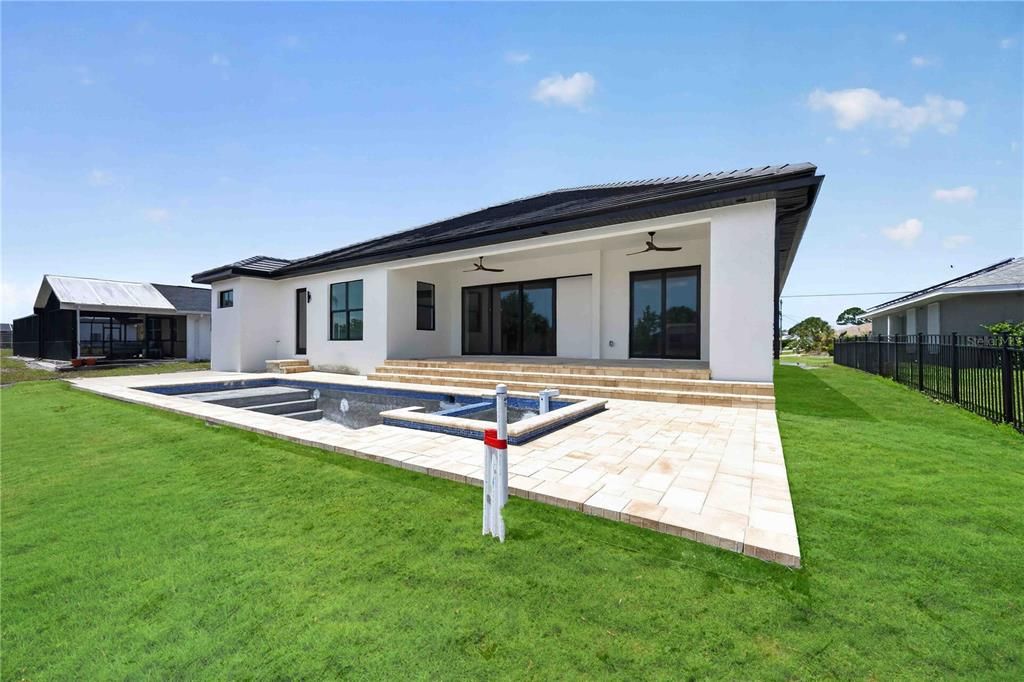 For Sale: $689,900 (4 beds, 3 baths, 2648 Square Feet)