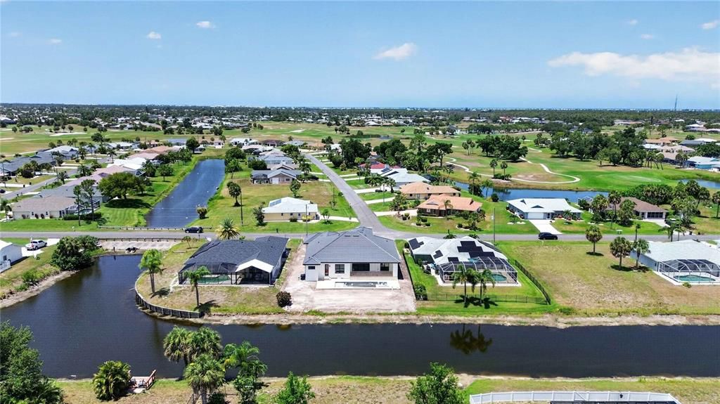 For Sale: $689,900 (4 beds, 3 baths, 2648 Square Feet)