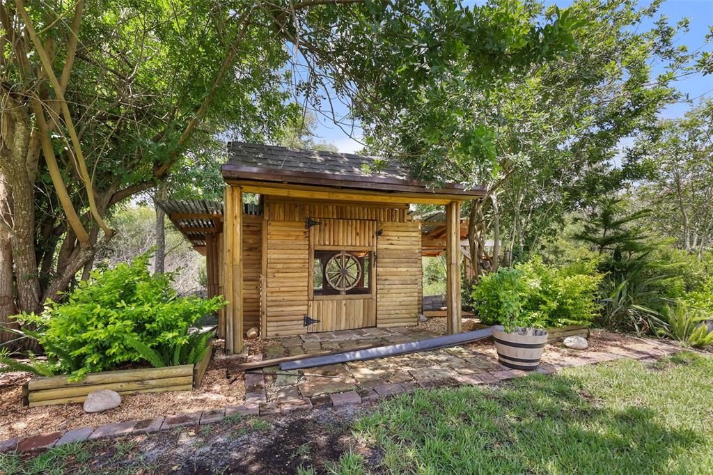 For Sale: $674,900 (5 beds, 4 baths, 3680 Square Feet)