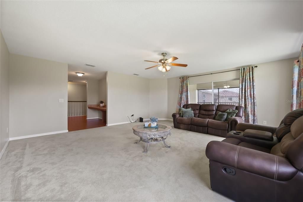 For Sale: $674,900 (5 beds, 4 baths, 3680 Square Feet)