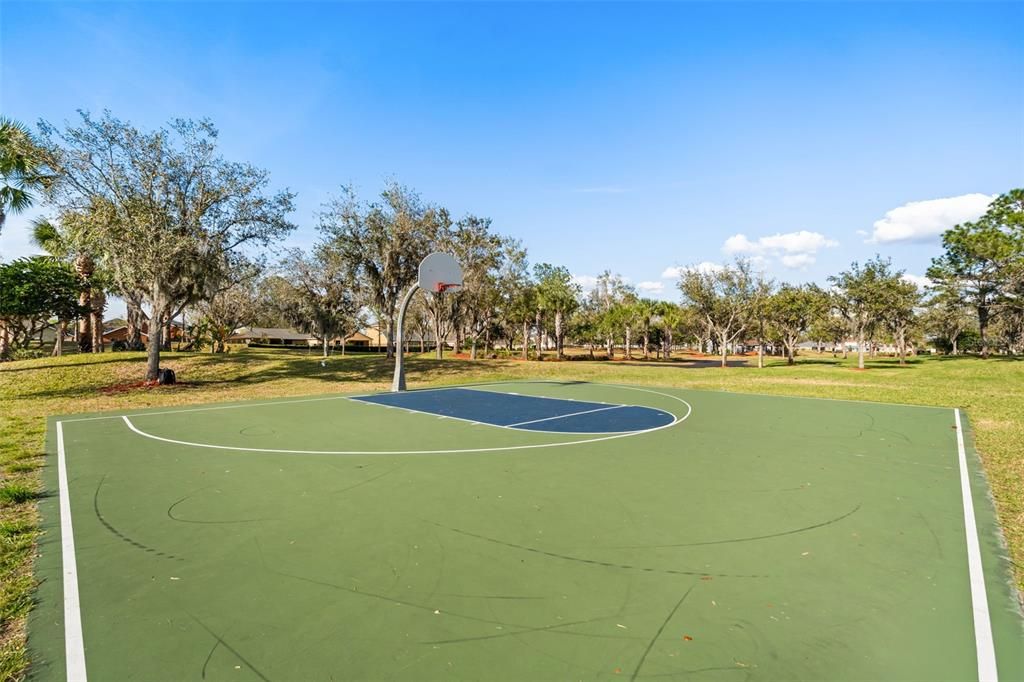 For Sale: $674,900 (5 beds, 4 baths, 3680 Square Feet)