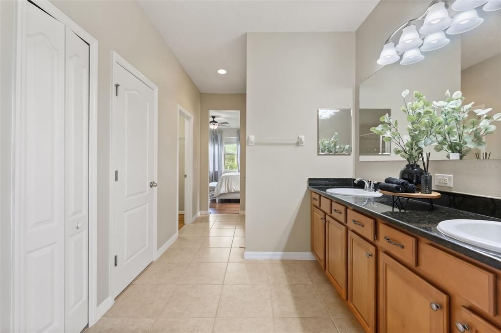 For Sale: $674,900 (5 beds, 4 baths, 3680 Square Feet)