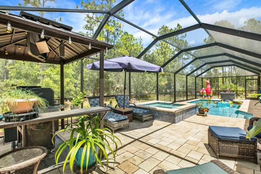 На продажу: $409,999 (4 спален, 3 ванн, 2341 Квадратных фут)