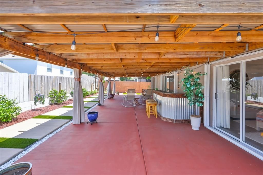 En Venta: $359,000 (4 camas, 2 baños, 1606 Pies cuadrados)