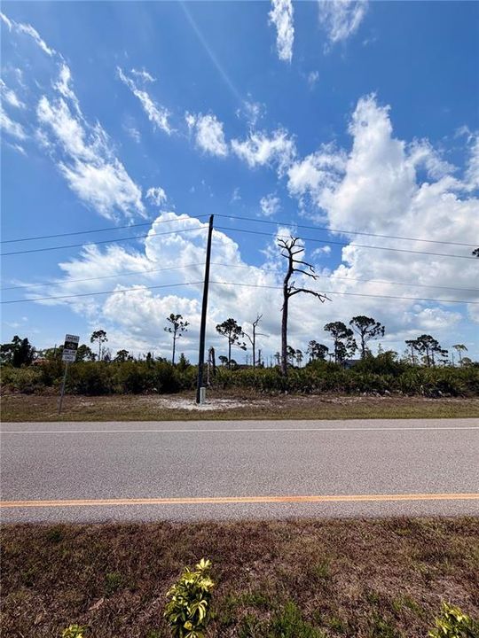 На продажу: $20,000 (0.19 acres)