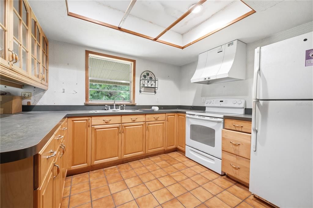 На продажу: $899,000 (3 спален, 2 ванн, 1728 Квадратных фут)