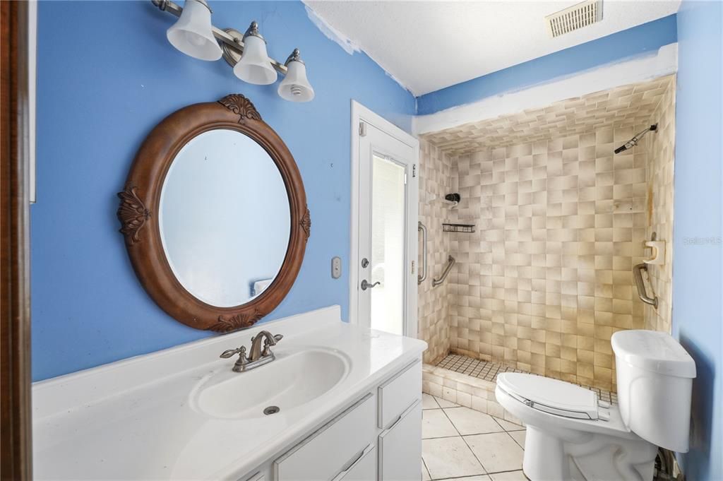 На продажу: $899,000 (3 спален, 2 ванн, 1728 Квадратных фут)