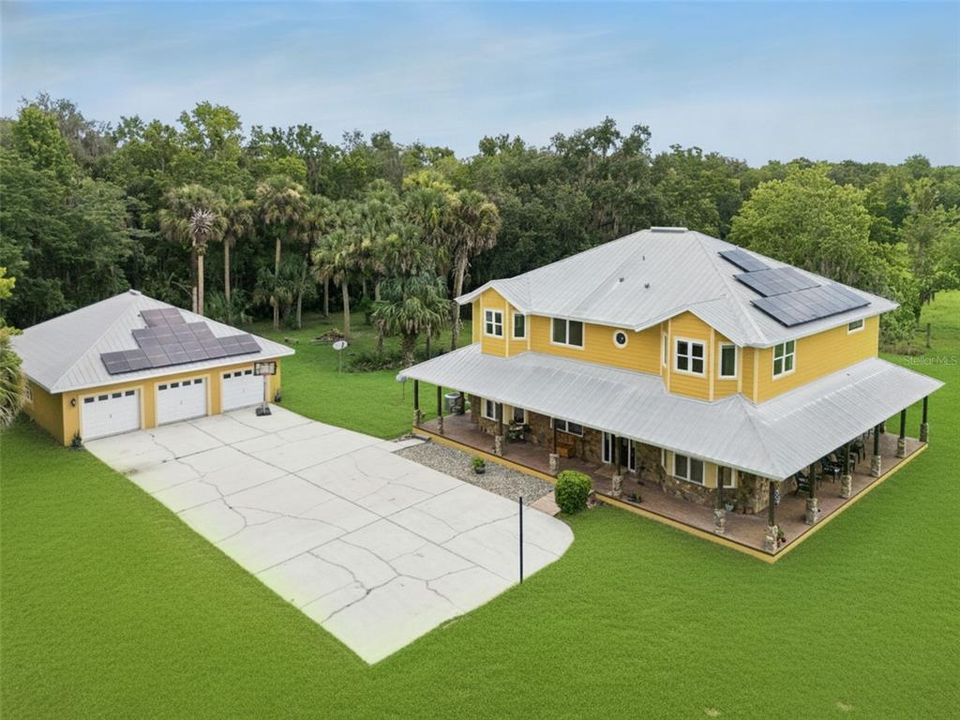 En Venta: $1,300,000 (4 camas, 3 baños, 3555 Pies cuadrados)