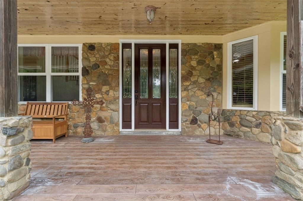En Venta: $1,300,000 (4 camas, 3 baños, 3555 Pies cuadrados)