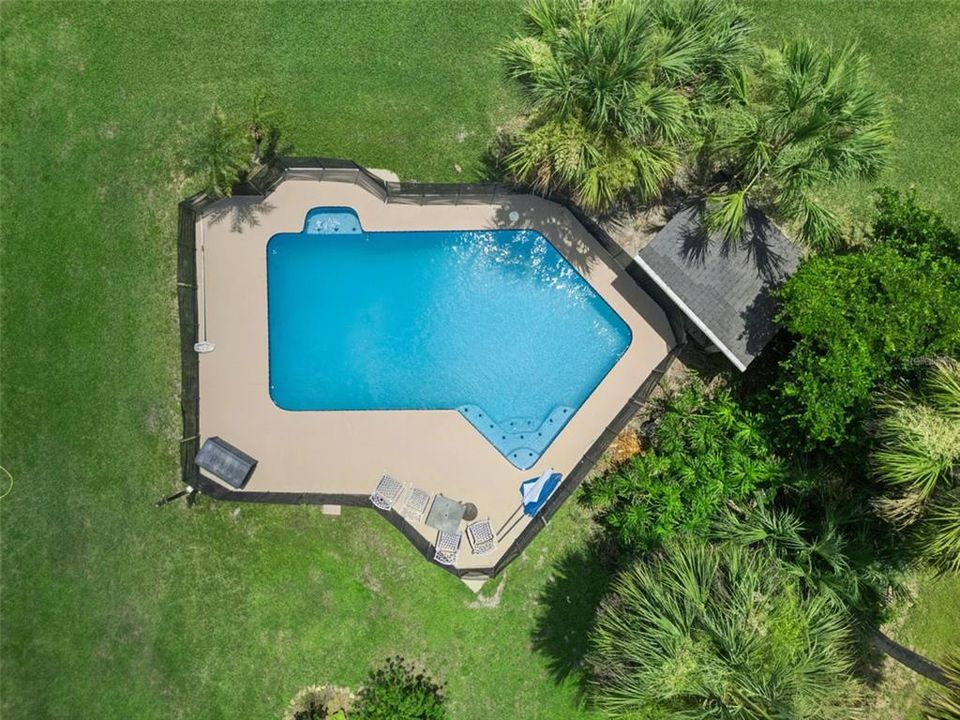 En Venta: $1,300,000 (4 camas, 3 baños, 3555 Pies cuadrados)