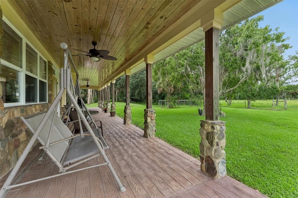 En Venta: $1,300,000 (4 camas, 3 baños, 3555 Pies cuadrados)