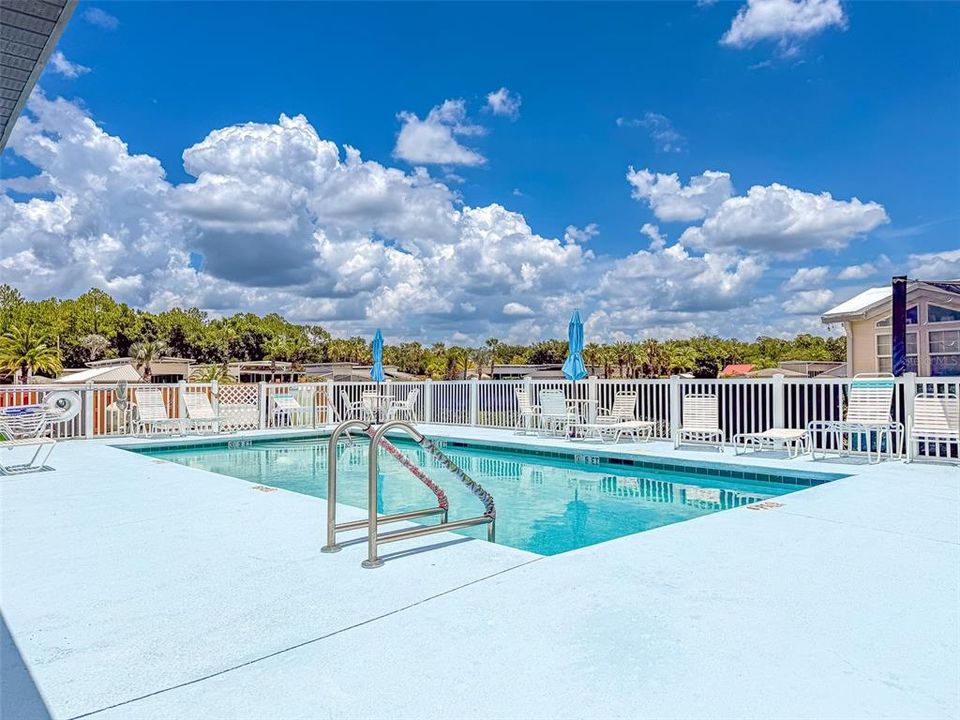 For Sale: $229,990 (2 beds, 2 baths, 1220 Square Feet)