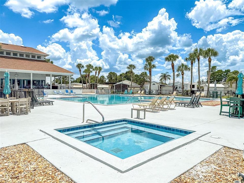 For Sale: $229,990 (2 beds, 2 baths, 1220 Square Feet)