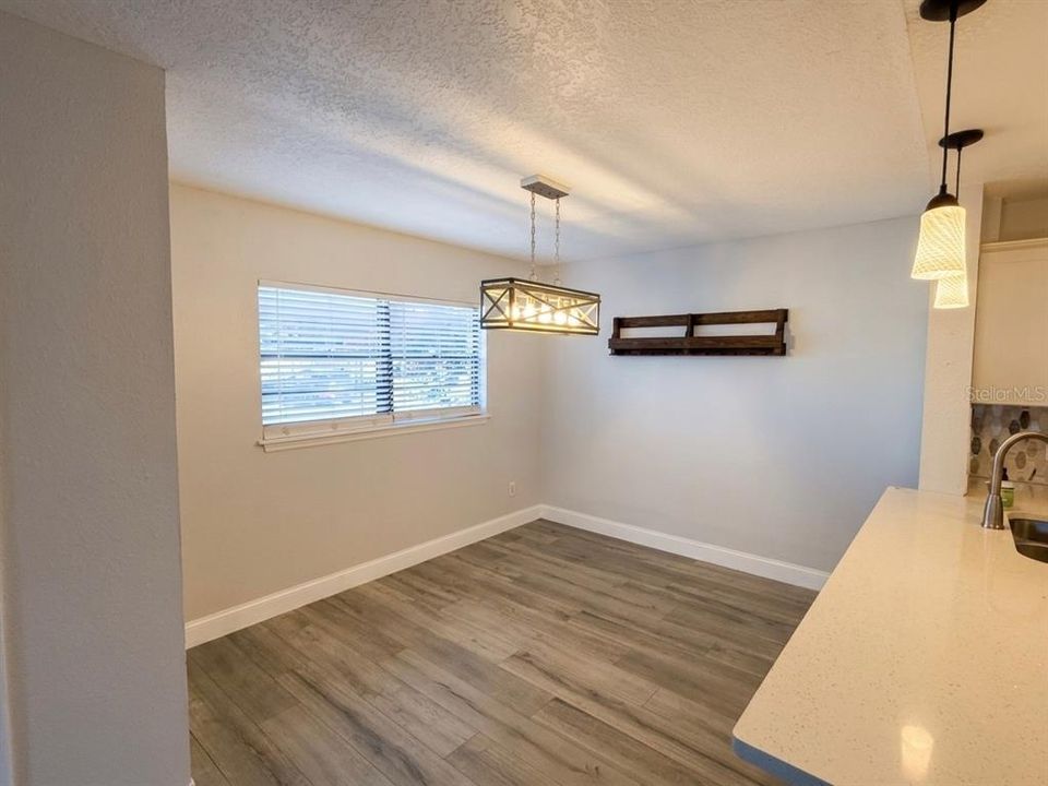 For Rent: $2,450 (2 beds, 2 baths, 1140 Square Feet)