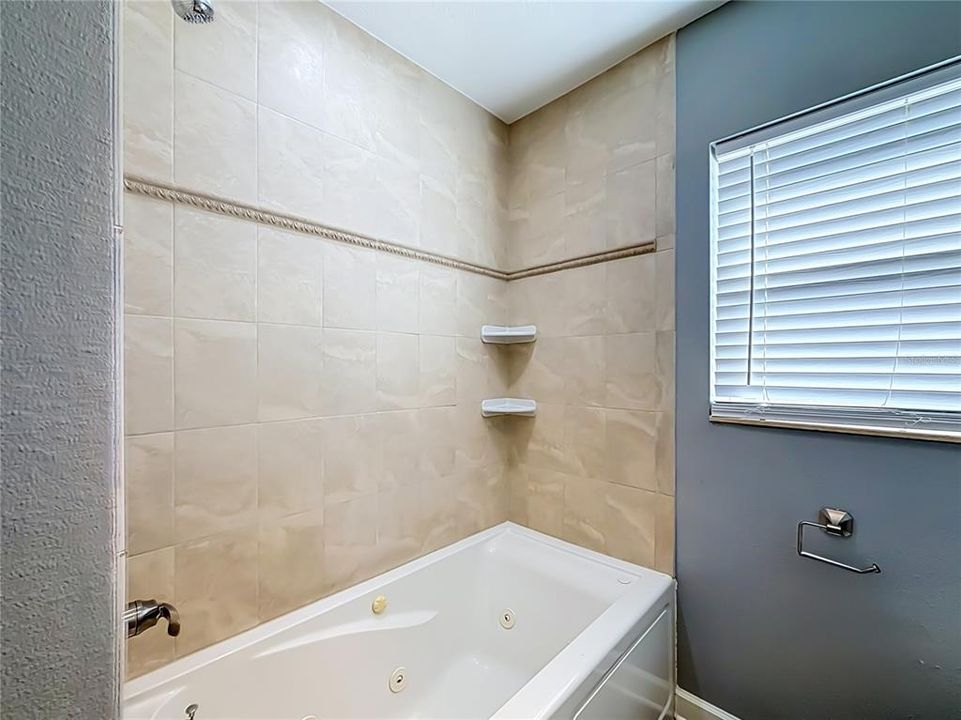 На продажу: $425,000 (3 спален, 2 ванн, 1473 Квадратных фут)