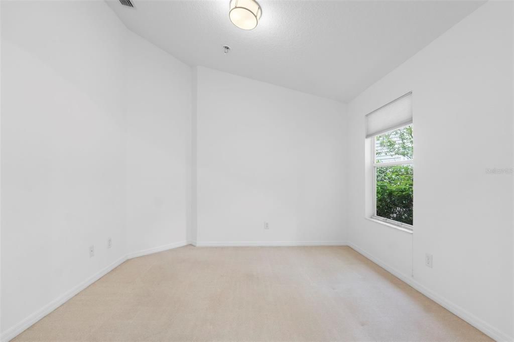 На продажу: $359,900 (3 спален, 2 ванн, 1680 Квадратных фут)