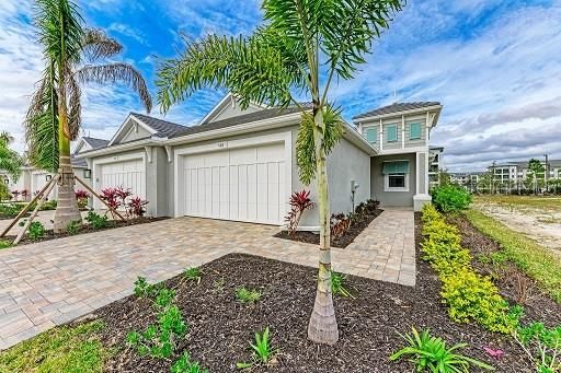 На продажу: $424,990 (2 спален, 2 ванн, 1579 Квадратных фут)
