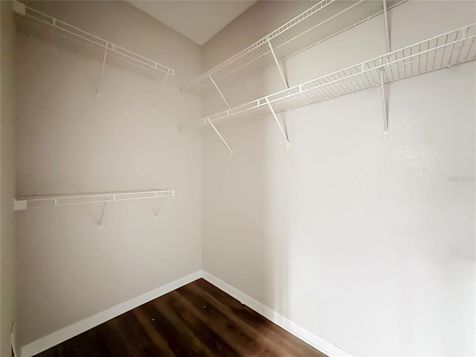 For Sale: $189,000 (2 beds, 2 baths, 1152 Square Feet)