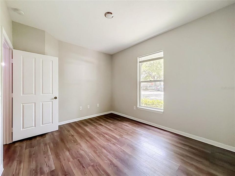 For Sale: $189,000 (2 beds, 2 baths, 1152 Square Feet)