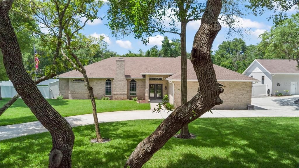 En Venta: $949,900 (3 camas, 3 baños, 3017 Pies cuadrados)