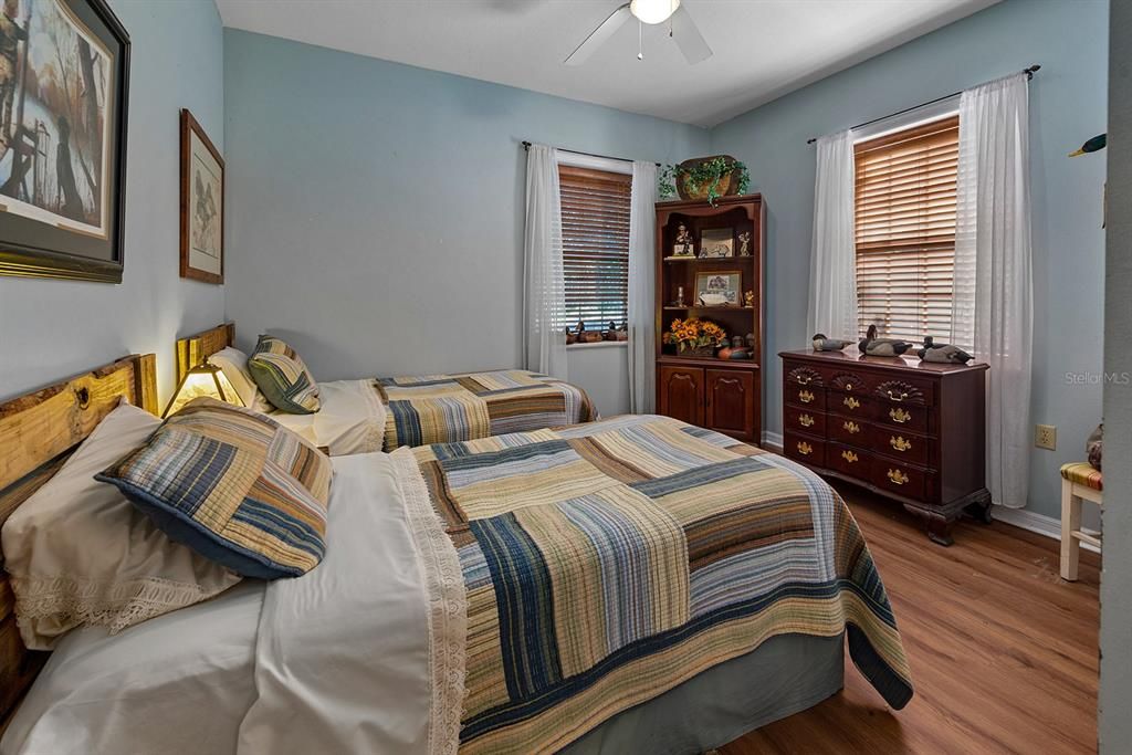 For Sale: $650,000 (3 beds, 2 baths, 1620 Square Feet)