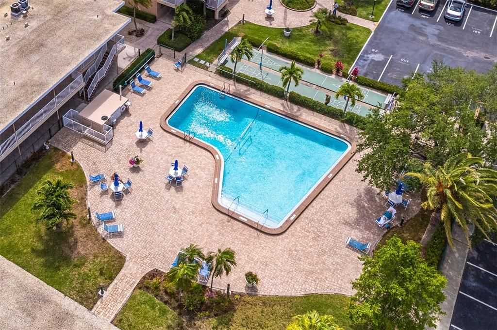En Venta: $449,000 (2 camas, 2 baños, 2670 Pies cuadrados)