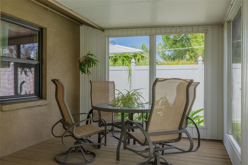 For Sale: $429,900 (3 beds, 2 baths, 1420 Square Feet)