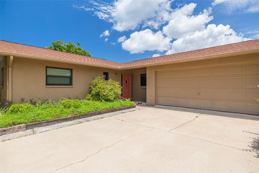 For Sale: $429,900 (3 beds, 2 baths, 1420 Square Feet)