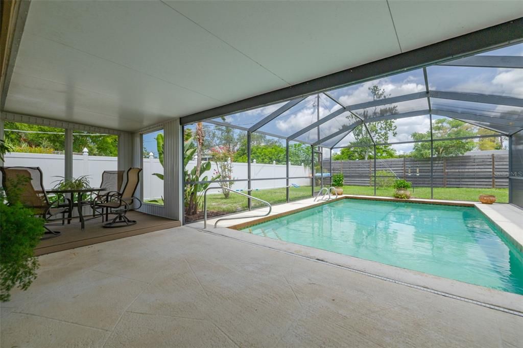 For Sale: $429,900 (3 beds, 2 baths, 1420 Square Feet)