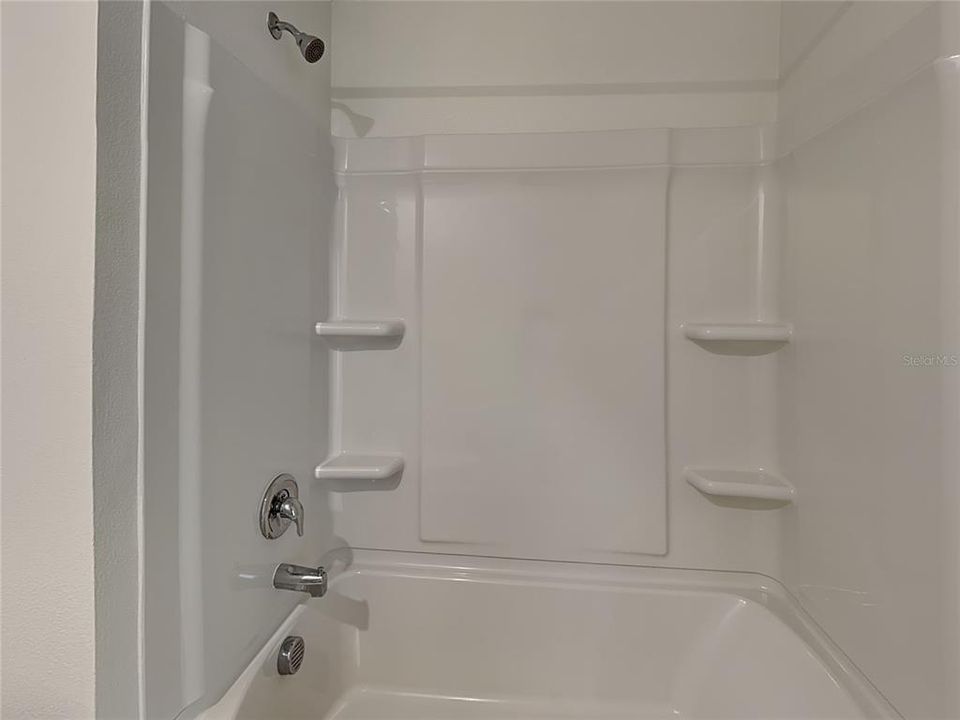 En Renta: $2,225 (3 camas, 2 baños, 1666 Pies cuadrados)