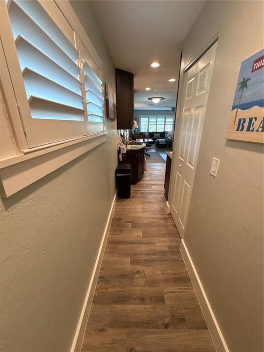 For Rent: $2,295 (2 beds, 2 baths, 915 Square Feet)
