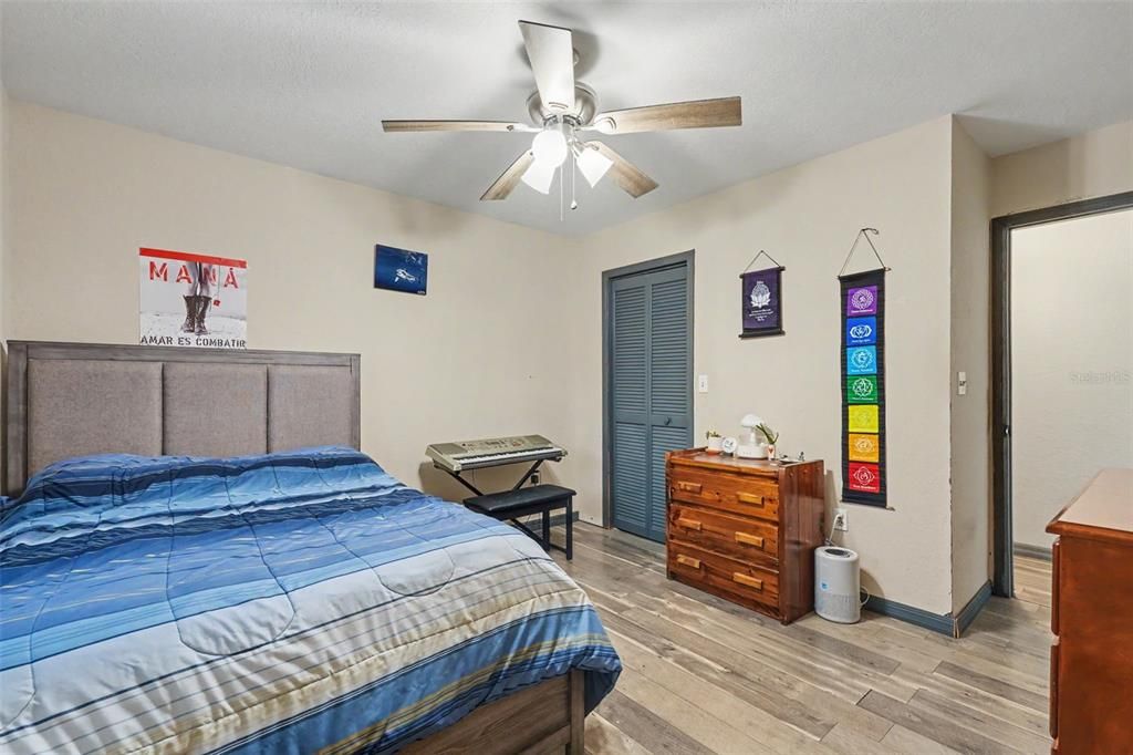 For Sale: $275,000 (2 beds, 2 baths, 1614 Square Feet)