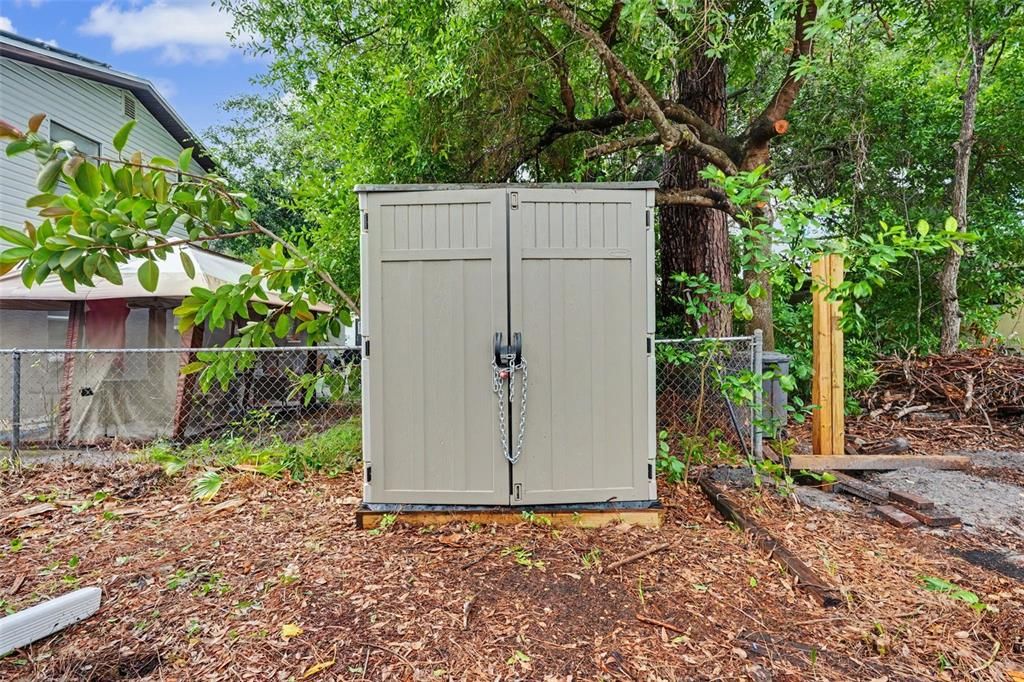 For Sale: $275,000 (2 beds, 2 baths, 1614 Square Feet)