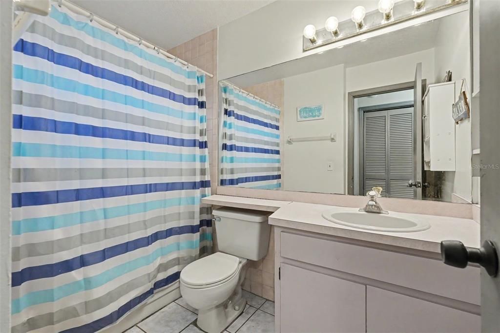For Sale: $275,000 (2 beds, 2 baths, 1614 Square Feet)