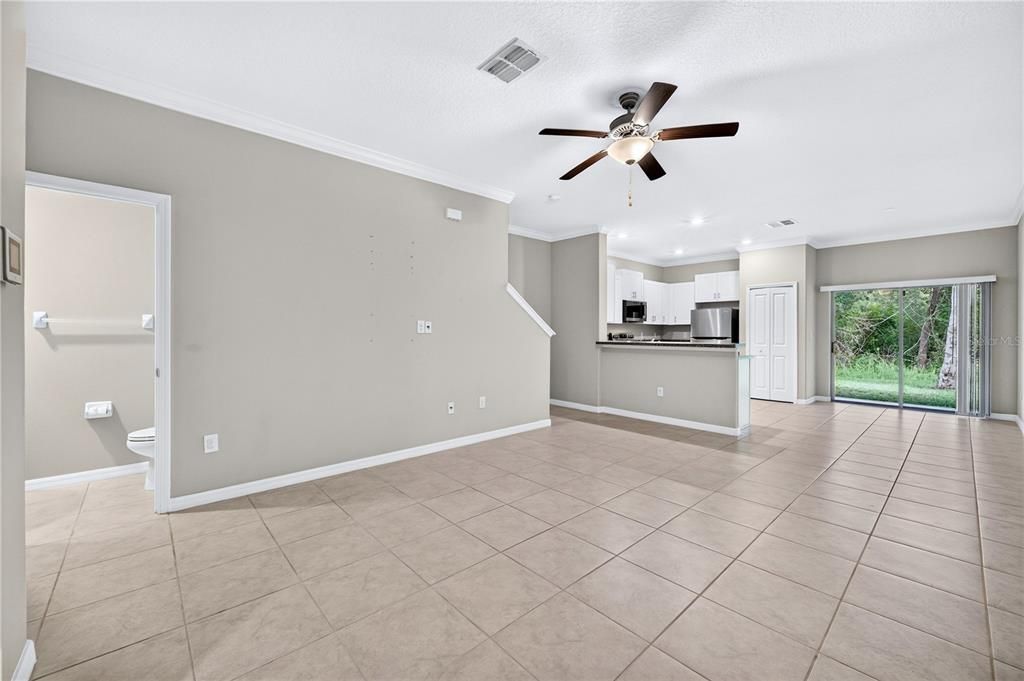For Sale: $280,000 (3 beds, 2 baths, 1670 Square Feet)