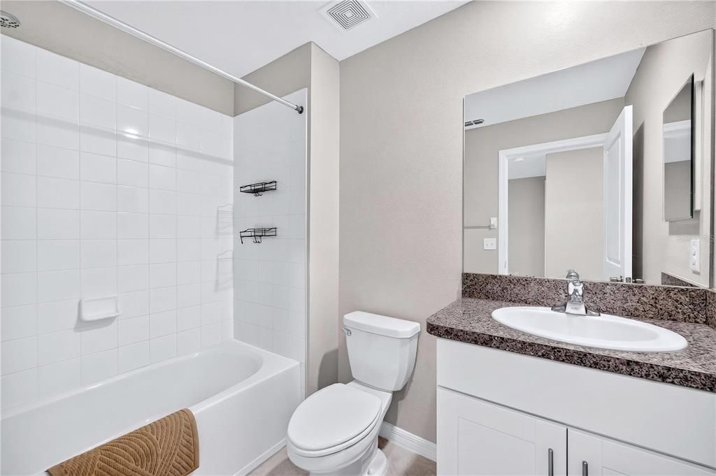 For Sale: $280,000 (3 beds, 2 baths, 1670 Square Feet)