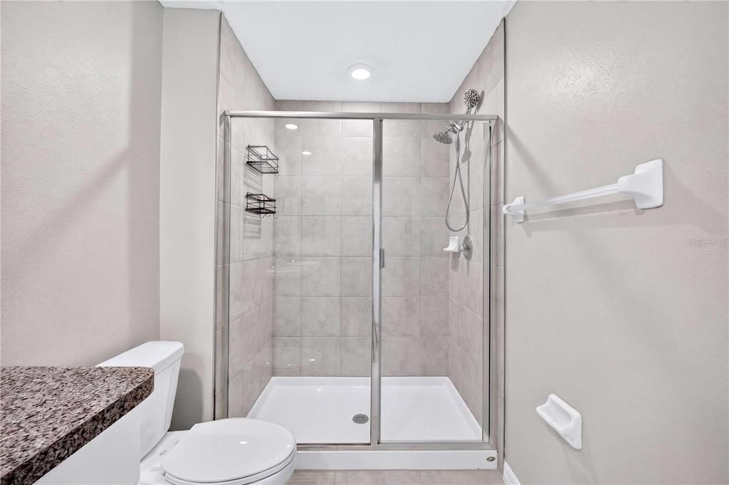For Sale: $280,000 (3 beds, 2 baths, 1670 Square Feet)