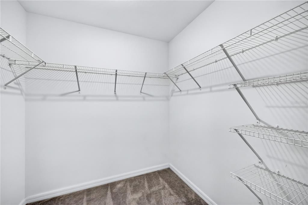 For Sale: $280,000 (3 beds, 2 baths, 1670 Square Feet)