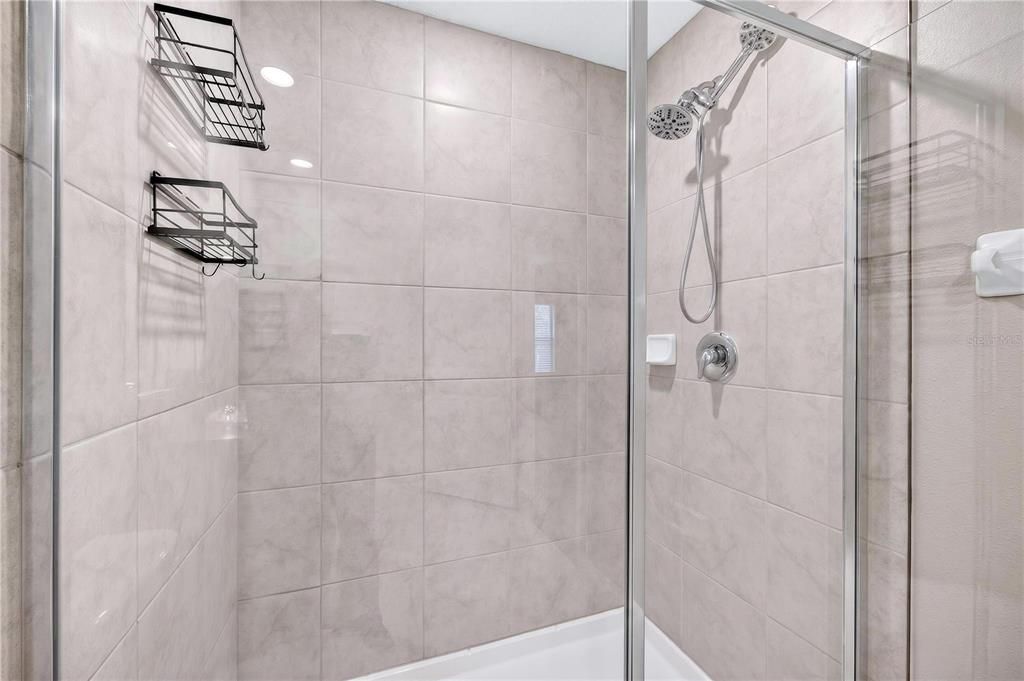 For Sale: $280,000 (3 beds, 2 baths, 1670 Square Feet)