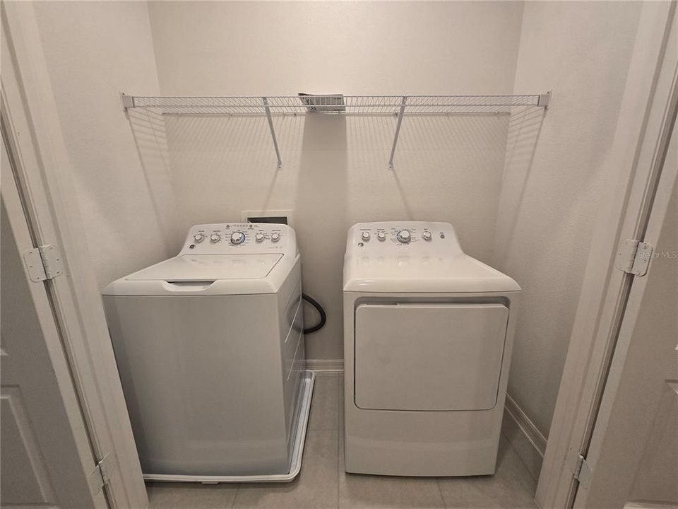 En Renta: $2,350 (3 camas, 2 baños, 1839 Pies cuadrados)